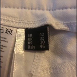 *New HKM Cavallino Marino white full seat breeches. Size 30.